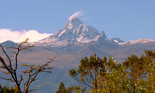 mt kenya hiking